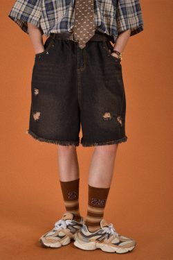 Vintage Distressed Wash Five-Point Shorts for Men - Trendy Summer Thin Straight Leg Jeans with Cat Scratch Hole Design