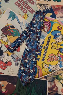 Vintage Floral Wide Bow Tie - Handmade Retro Hong Kong Style, Trendy Korean Casual Accessory for a Chic Look