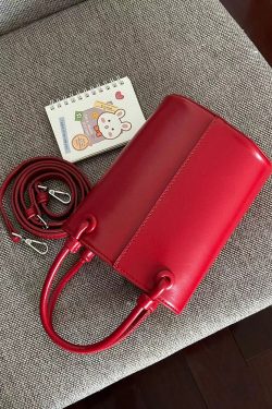 Vintage Red Bucket Bag - High-End Versatile Crossbody Shoulder Handbag for Autumn/Winter 2024 Fashion