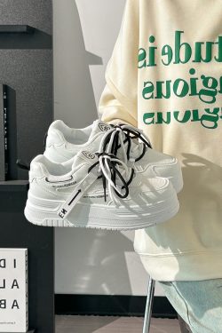 Women's Breathable White Platform Sneakers - Thick-Soled Summer Shoes for Skirts, Height-Increasing, Versatile Big-Toe Design