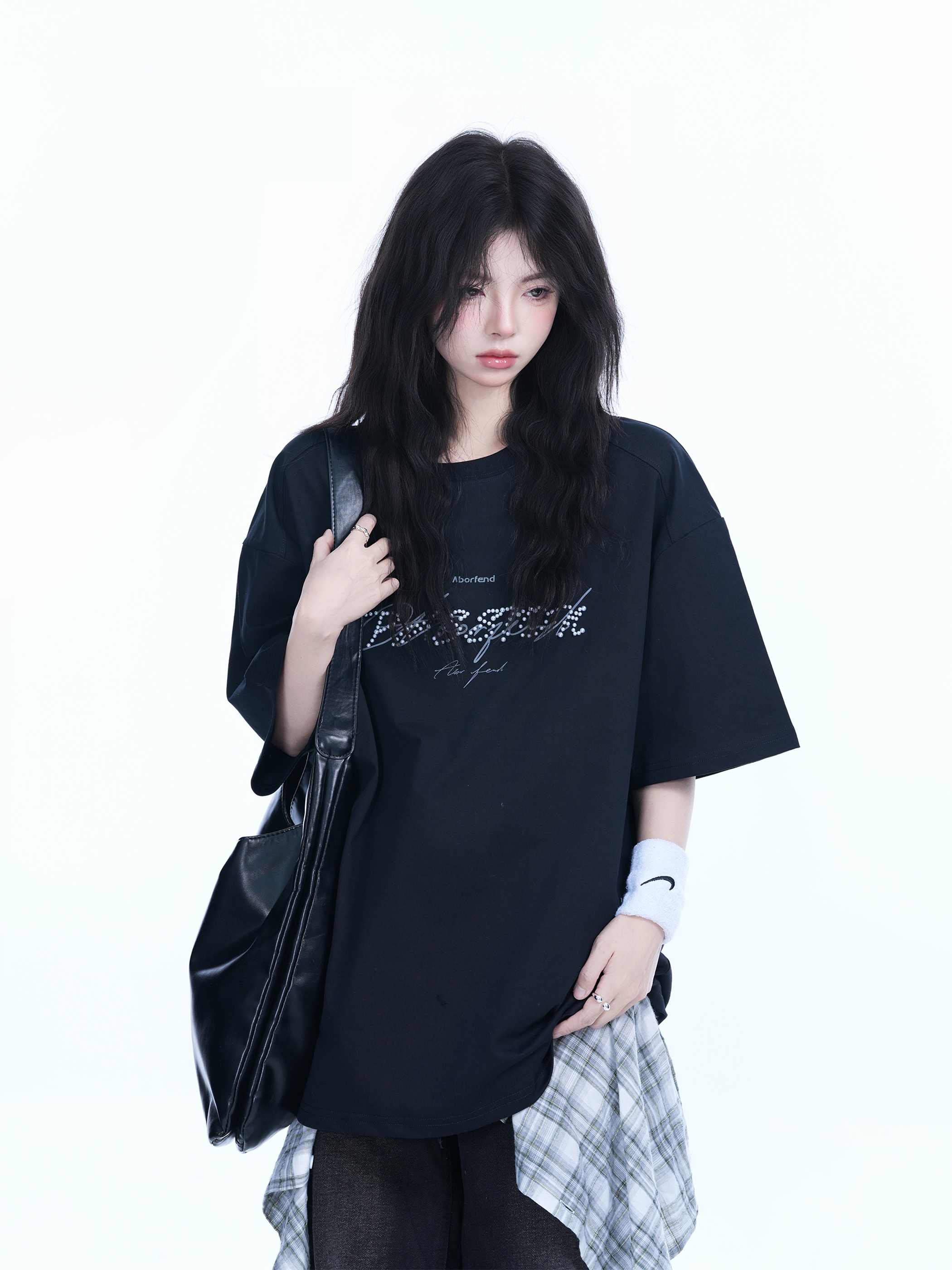 Women's Loose Fit Round Neck T-Shirt with Short Sleeves - Summer Style 'Sit and Eat Until the Mountains are Empty' Graphic